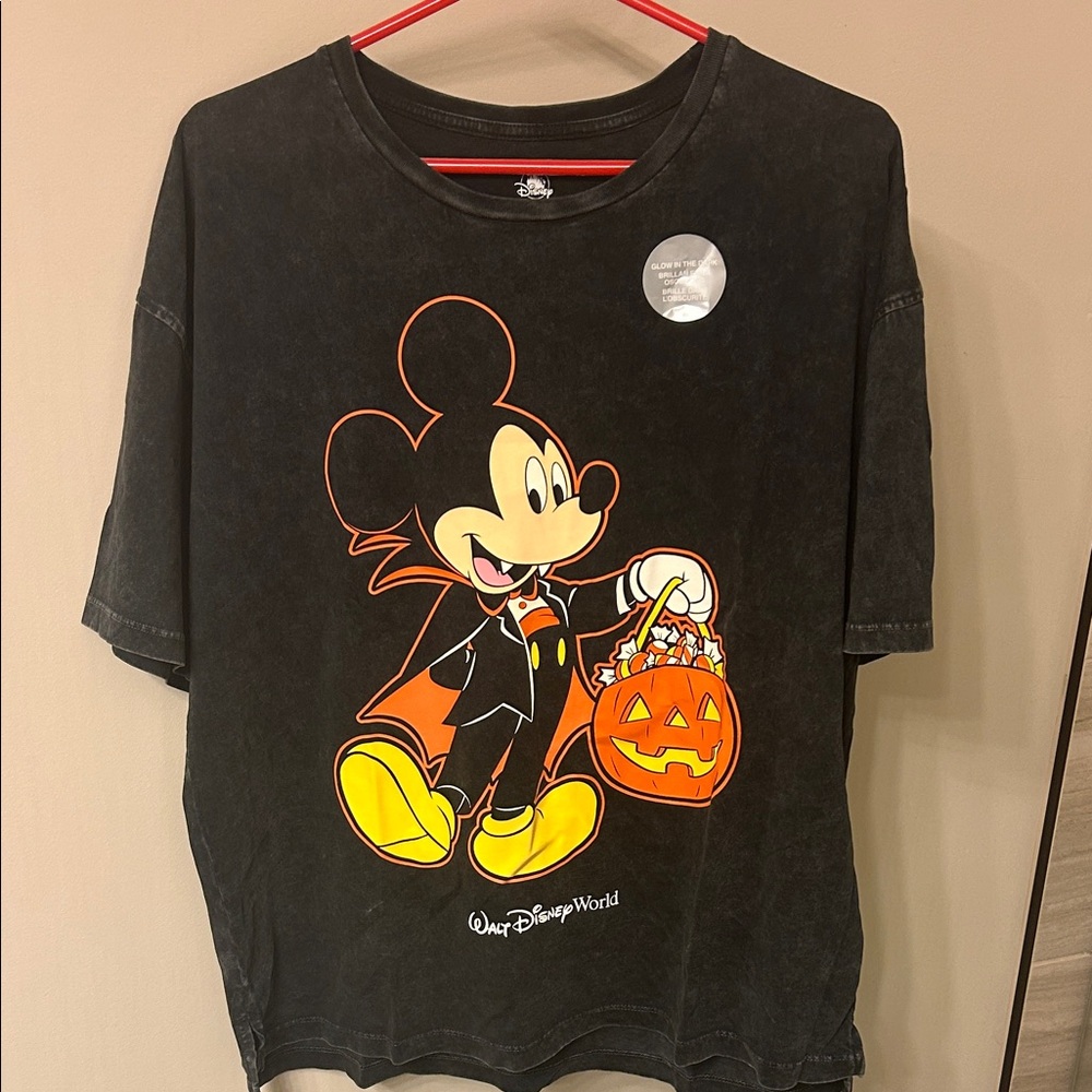 Halloween Mickey Tee Medium 2025